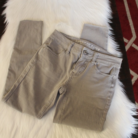 American Eagle, gray  360 Super Stretch Jegging frayed pants - Picture 1 of 9